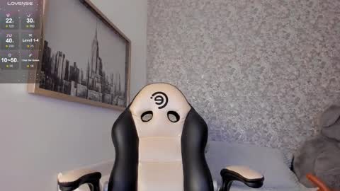 isa  online show from February 2025 02:03:02 AM