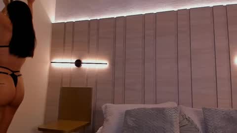 isa  online show from October 2025 09:01:01 PM