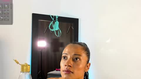 Isabella online show from January 2025 01:59:01 AM