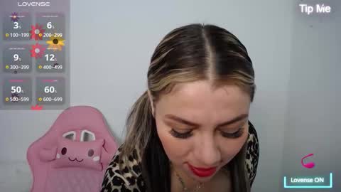 isabella_wish1 online show from October 2025 11:35:01 AM