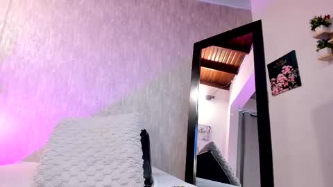 isabella zc online show from February 2025 02:57:01 PM