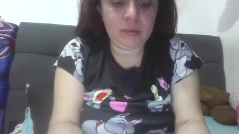 Snapshot of isabellaa_hills_ chatting on April 2026 05:30:01 PM isabellaa_hills_ online show from April 2026 05:30:01 PM
