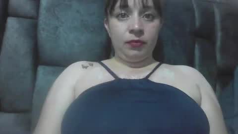 Snapshot of isabellaa_hills_ chatting on May 2026 12:38:01 AM isabellaa_hills_ online show from May 2026 12:38:01 AM