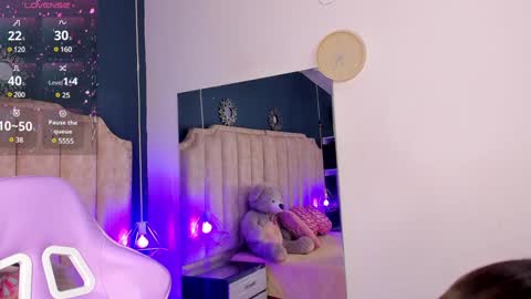    v online show from January 2025 09:09:02 PM