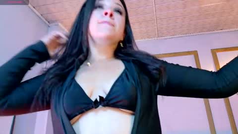 Snapshot of isabellaovalle chatting on May 2026 03:36:01 AM Isabella online show from May 2026 03:36:01 AM