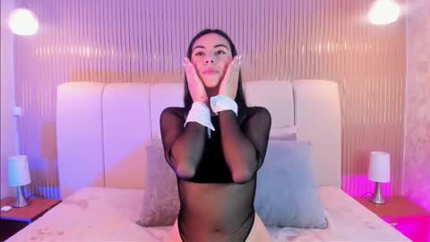 Snapshot of isabellasweet__ chatting on February 2026 12:47:02 PM online show from February 2026 12:47:02 PM