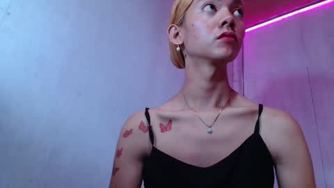 Snapshot of isabellatx chatting on April 2026 11:28:01 PM isabellatx online show from April 2026 11:28:01 PM