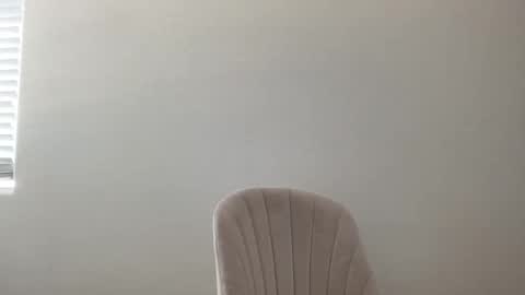 isabellekinsley online show from October 2025 10:00:02 PM