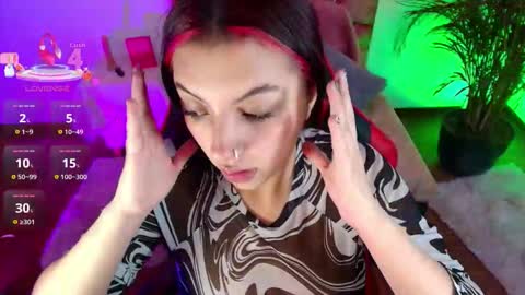 isara_ online show from October 2025 11:08:02 AM