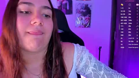 Snapshot of isarhodes_ chatting on October 2025 11:28:02 PM Isa online show from October 2025 11:28:02 PM