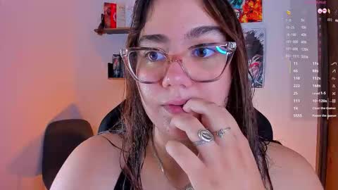 Snapshot of isarhodes_ chatting on November 2025 09:59:02 PM Isa online show from November 2025 09:59:02 PM