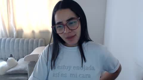 Snapshot of isemma chatting on May 2026 03:07:01 PM Emma online show from May 2026 03:07:01 PM