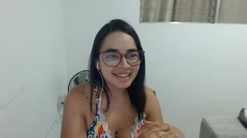 Snapshot of isemma chatting on June 2026 03:21:02 AM Emma online show from June 2026 03:21:02 AM