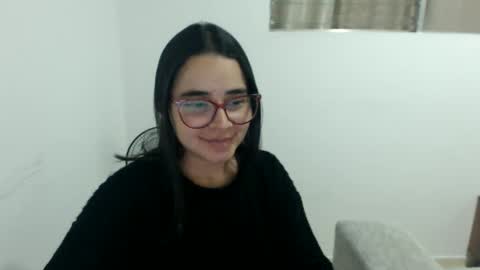 Snapshot of isemma chatting on June 2026 02:01:01 AM Emma online show from June 2026 02:01:01 AM
