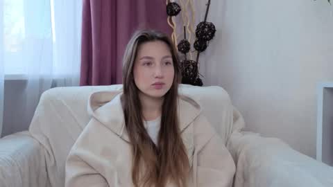 Snapshot of isidramcvea chatting on October 2025 08:17:01 AM Olivia online show from October 2025 08:17:01 AM