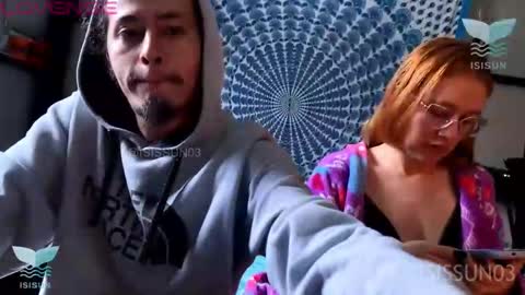 Isis SUN online show from November 2025 12:49:01 PM