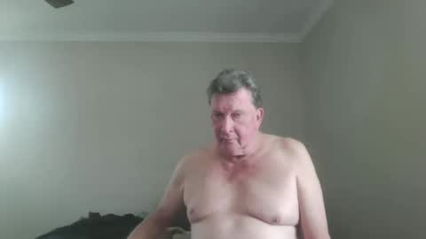 Snapshot of island625103 chatting on October 2025 07:03:01 PM island625103 online show from October 2025 07:03:01 PM