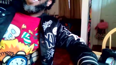 Snapshot of islandmaker chatting on February 2026 10:04:02 PM islandmaker online show from February 2026 10:04:02 PM