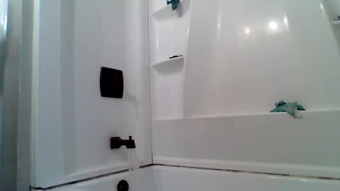 Snapshot of islandmaker chatting on February 2026 05:38:01 PM islandmaker online show from February 2026 05:38:01 PM