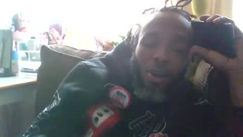 Snapshot of islandmaker chatting on February 2026 06:19:01 PM islandmaker online show from February 2026 06:19:01 PM