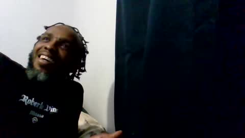 Snapshot of islandmaker chatting on May 2026 07:27:02 AM islandmaker online show from May 2026 07:27:02 AM