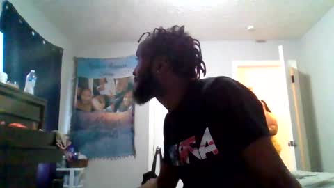 Snapshot of islandmaker chatting on May 2026 06:36:01 PM islandmaker online show from May 2026 06:36:01 PM