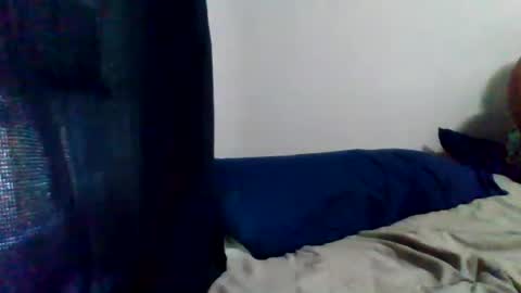 Snapshot of islandmaker chatting on June 2026 08:11:01 PM islandmaker online show from June 2026 08:11:01 PM