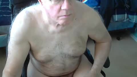 islesman22 online show from March 2025 02:34:02 PM