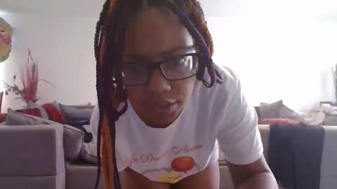 Snapshot of islothonit chatting on April 2026 03:16:01 PM Sharice online show from April 2026 03:16:01 PM