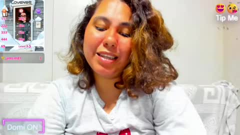 Snapshot of isobel_adams20 chatting on February 2025 10:53:01 PM Isobel Adams online show from February 2025 10:53:01 PM