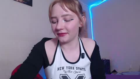 Snapshot of isobelsann chatting on March 2026 01:22:01 PM Pola online show from March 2026 01:22:01 PM