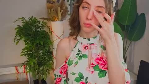 Snapshot of isobelsteinger chatting on February 2026 06:10:01 AM Emilia online show from February 2026 06:10:01 AM