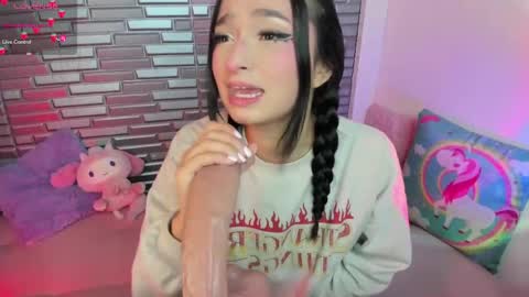 Snapshot of issa_garcia chatting on February 2025 02:26:01 PM I S S A B E L A Igissaa ax Xlittleissa online show from February 2025 02:26:01 PM