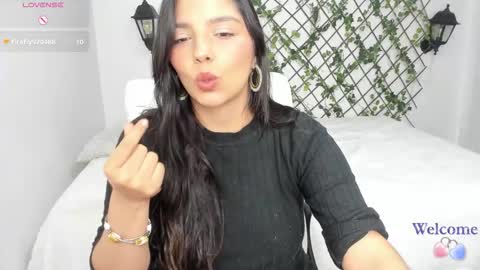 Issa  online show from March 2026 11:34:01 PM