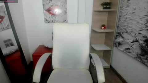 Snapshot of issa_nassar chatting on May 2026 02:54:01 PM Issa online show from May 2026 02:54:01 PM