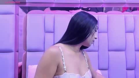 issabela_mackey_ online show from February 2026 12:01:02 PM