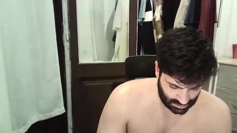 italianboybcn online show from November 2025 10:34:02 PM