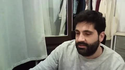 italianboybcn online show from November 2025 06:39:01 PM