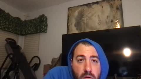 Valentino online show from December 2025 03:24:01 AM