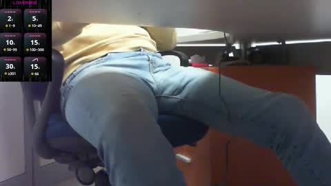 Alex online show from December 2025 04:02:02 PM