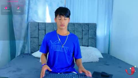 Snapshot of ithan_kingtwin chatting on June 2026 07:37:02 PM ithan_kingtwin online show from June 2026 07:37:02 PM
