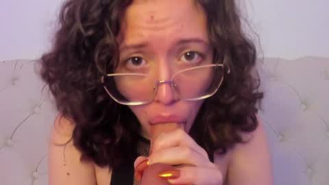 Maria online show from December 2024 01:44:01 PM