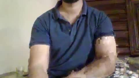 its_me_2323 online show from May 2026 04:40:01 AM