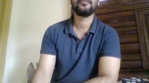 its_me_2323 online show from May 2026 05:15:02 AM