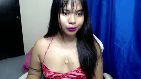 Its me mia online show from March 2025 03:51:02 PM