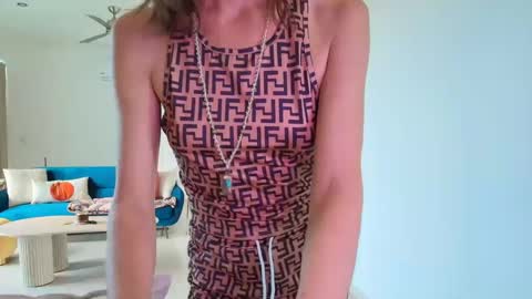 Snapshot of itsallaboutenergy___ chatting on January 2025 03:17:02 PM Next Stream Tuesday 123 Around 2 PM EST online show from January 2025 03:17:02 PM