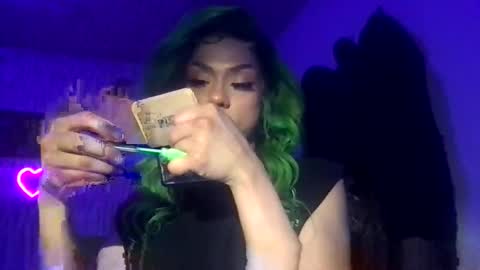 Snapshot of itsariessecrets chatting on February 2025 05:56:02 AM itsariessecrets online show from February 2025 05:56:02 AM