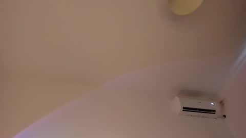 Isabella online show from February 2026 02:59:02 PM