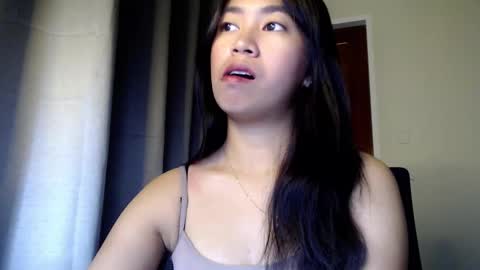 Candy online show from October 2025 07:53:01 PM