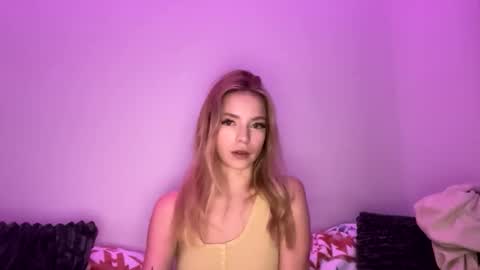 Danielle Rose online show from May 2026 02:18:02 AM
